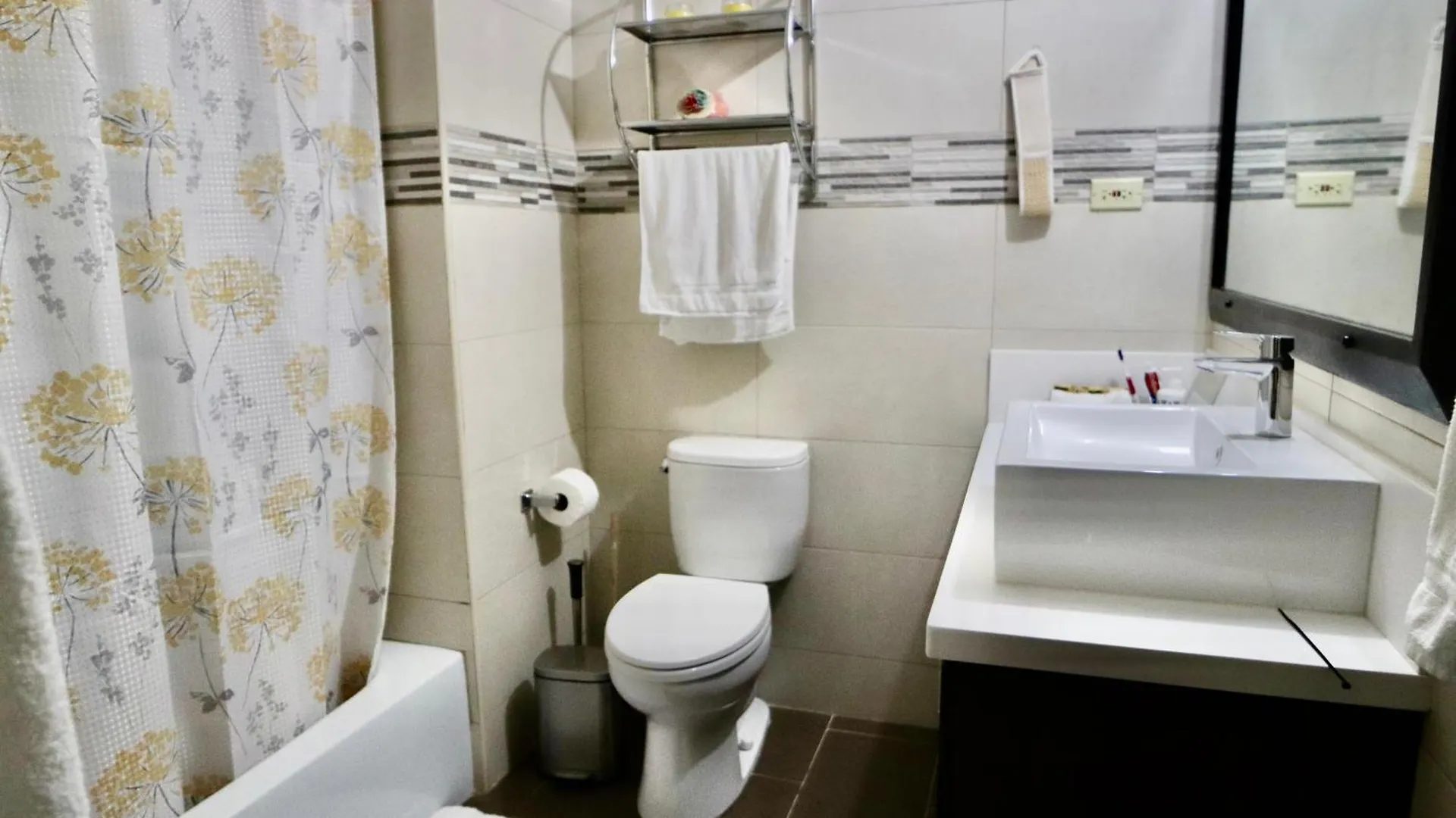 Апартаменты Ruthven Towers Кингстон 0*,